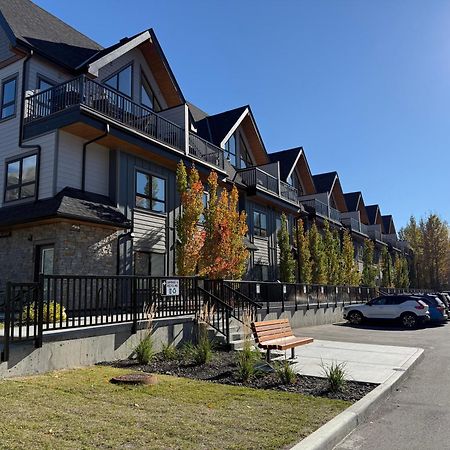 Joe's Personal LUX 1 Bedroom / 1 Bath Condo in Falcon Crest Canmore Esterno foto