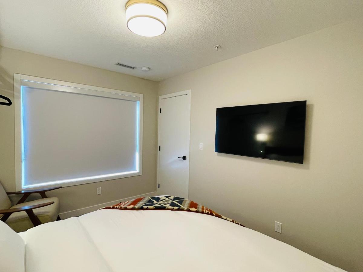 Joe's Personal LUX 1 Bedroom / 1 Bath Condo in Falcon Crest Canmore Esterno foto