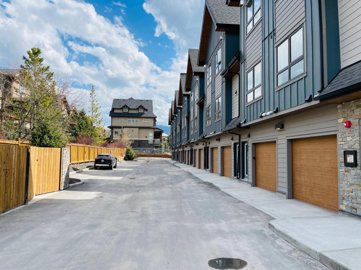 Joe's Personal LUX 1 Bedroom / 1 Bath Condo in Falcon Crest Canmore Esterno foto
