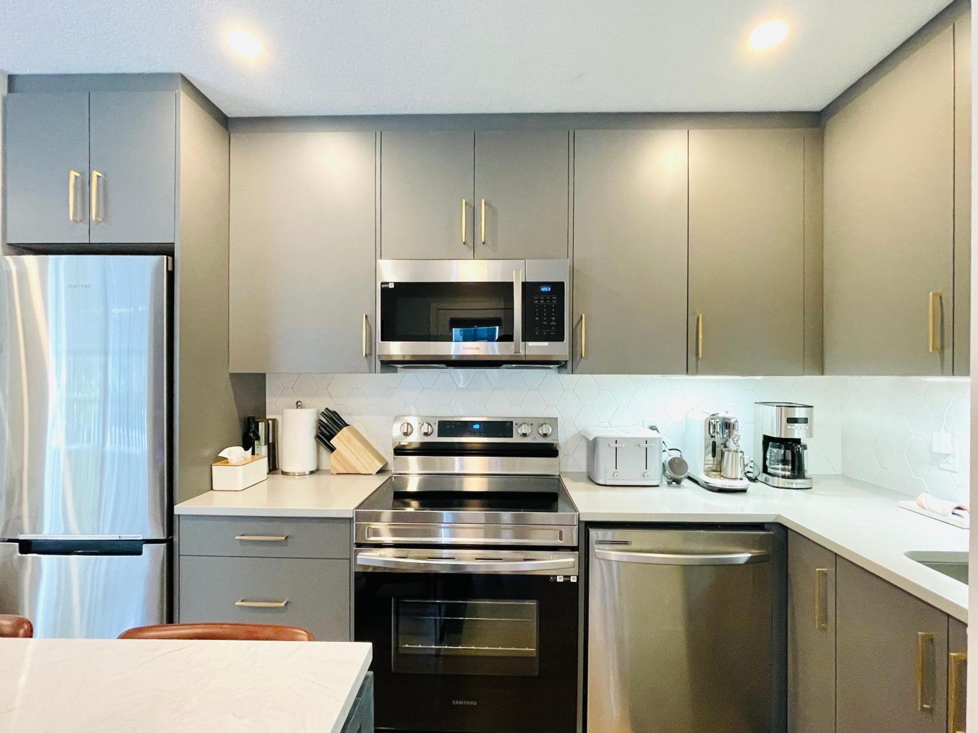 Joe's Personal LUX 1 Bedroom / 1 Bath Condo in Falcon Crest Canmore Esterno foto