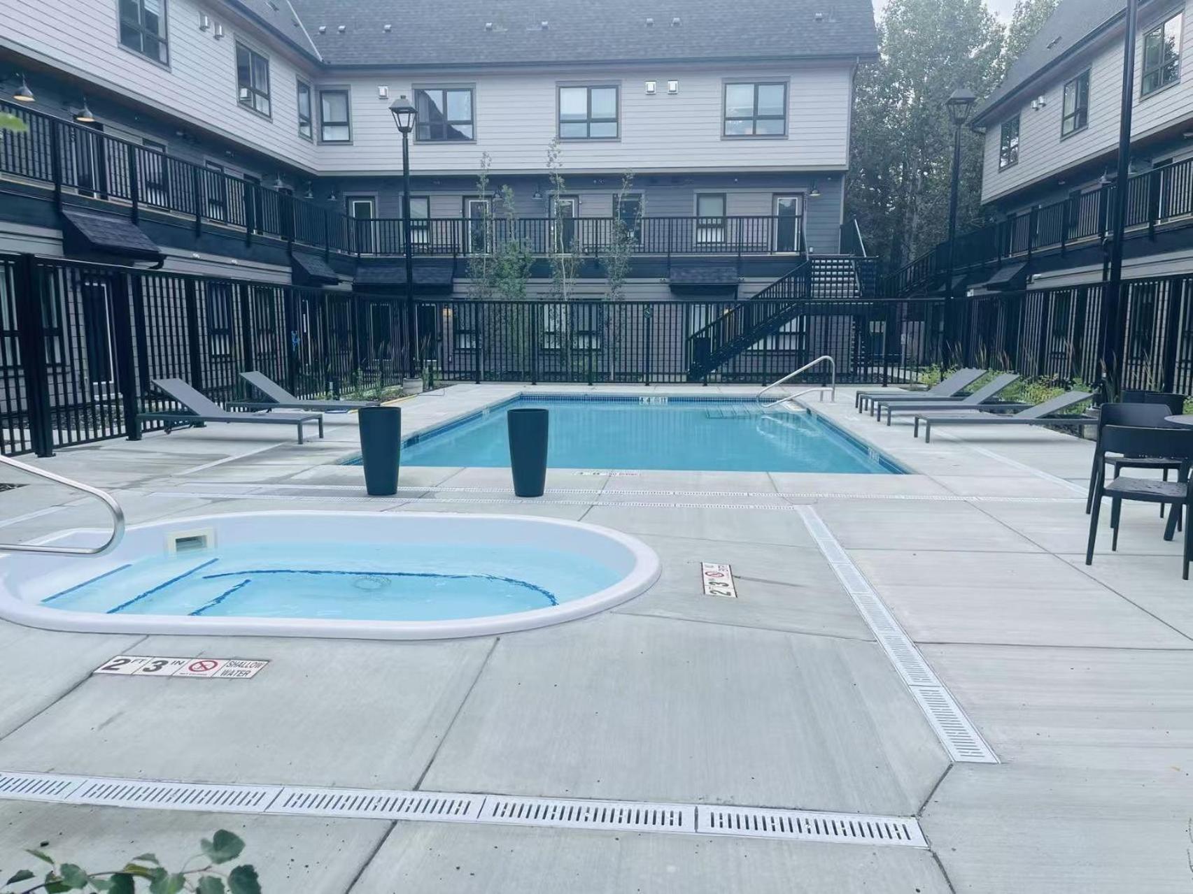 Joe's Personal LUX 1 Bedroom / 1 Bath Condo in Falcon Crest Canmore Esterno foto